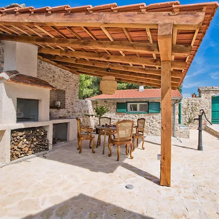 Lavender Dreams Hvar بيت للعطل *